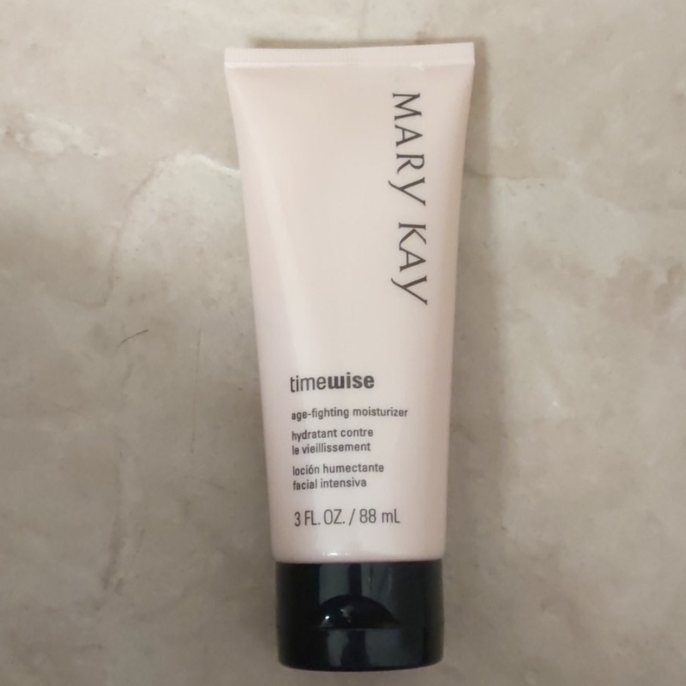 Mary Kay Timewise Age-Fighting Moisturizer
